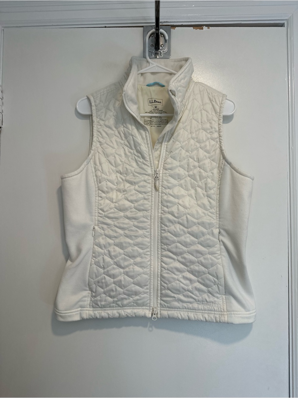 LL BEAN White Quilted Thinsulate Full Zip Vest Sz:M Lightweight Packable Cozy.